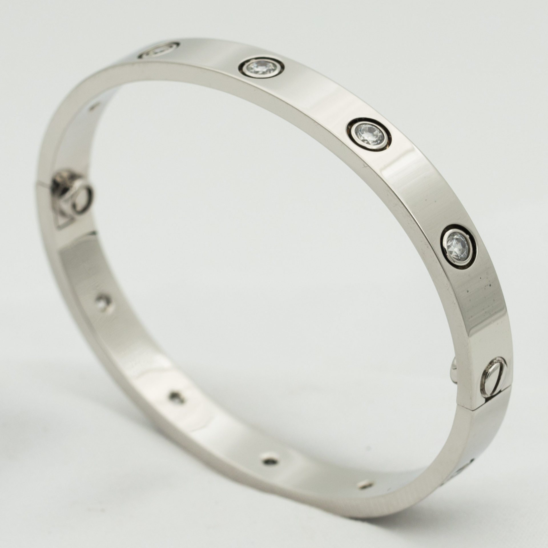 CARTIER LOVE BRACELET 6.1MM 10 DIAMONDS