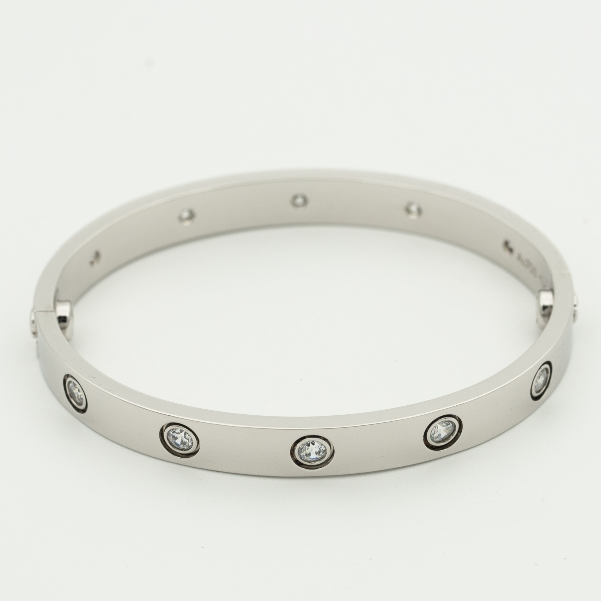 CARTIER LOVE BRACELET 6.1MM 10 DIAMONDS